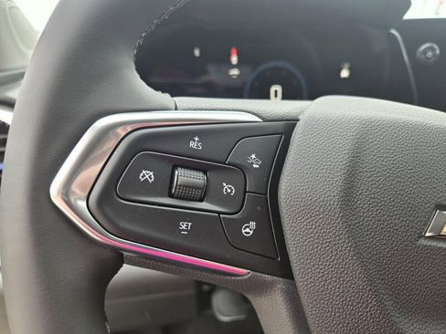 New 2026 Chevrolet Trax LT w/ Driver Confidence Package image 12