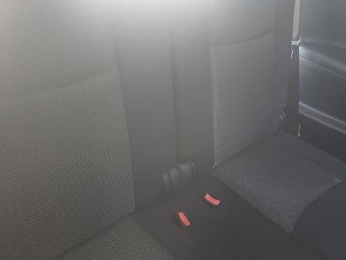 Used 2018 Nissan Pathfinder S FWD image 17
