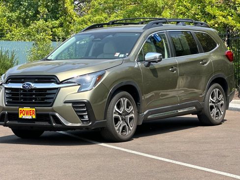 Used 2023 Subaru Ascent Limited w/ Technology Package AWD/4WD image 8