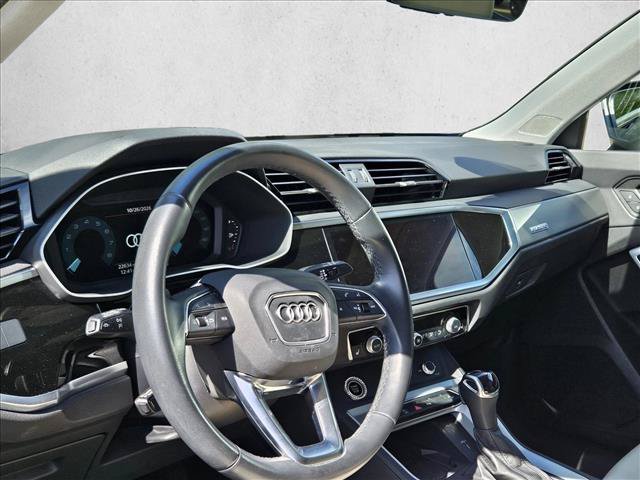 Used 2024 Audi Q3 2.0T Premium AWD/4WD image 9