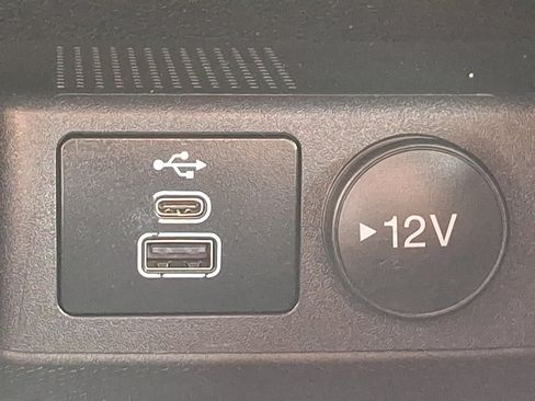 Certified 2024 Ford Escape ST-Line AWD/4WD image 23