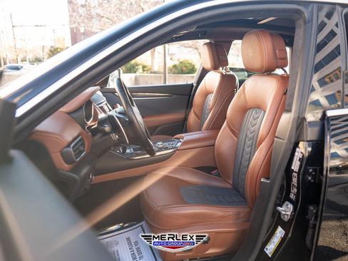 Used 2019 Maserati Levante S GranLusso image 16