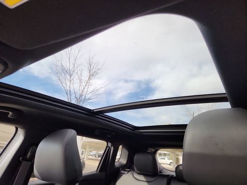 New 2026 Jeep Compass Limited w/ Sun, Sound & Navigation Group image 17