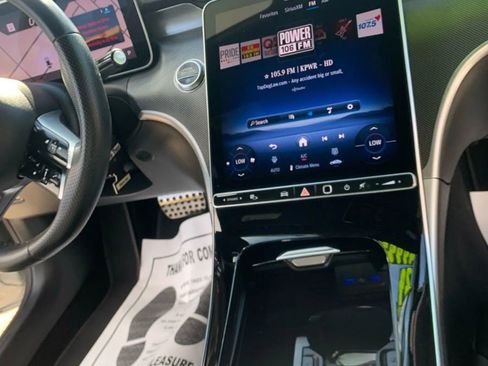 Used 2024 Mercedes-Benz CLE 300 4MATIC Coupe image 8