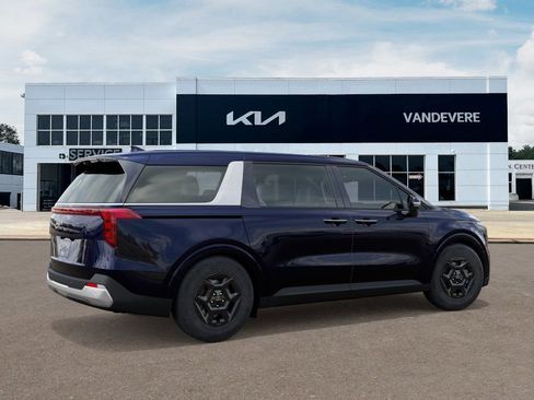 New 2026 Kia Carnival LX FWD image 8