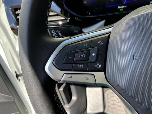 Certified 2023 Volkswagen Taos S image 18