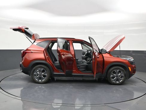 Used 2024 Kia Seltos S FWD image 29
