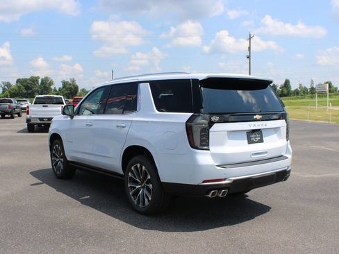 New 2026 Chevrolet Tahoe High Country AWD/4WD image 7