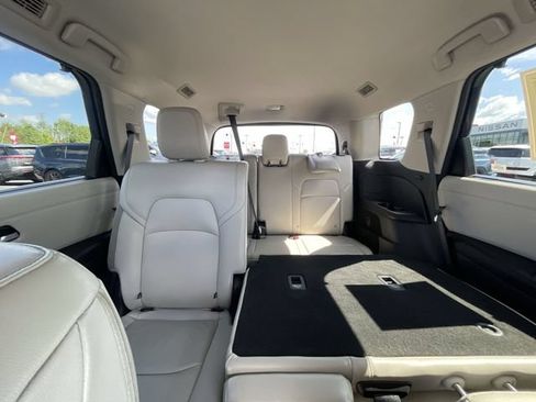 Certified 2023 Nissan Pathfinder SL AWD/4WD image 8