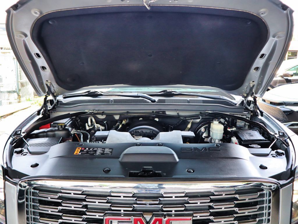 Used 2019 GMC Yukon Denali w/ Open Road Package AWD/4WD image 69