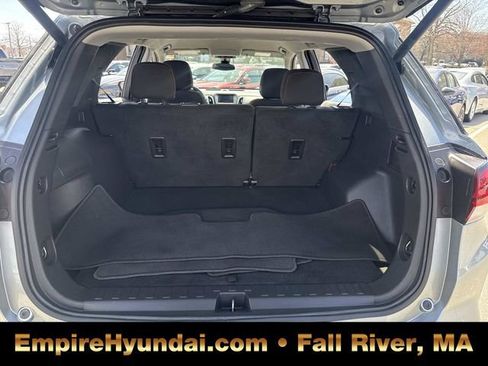 Used 2024 Chevrolet Equinox LT image 7