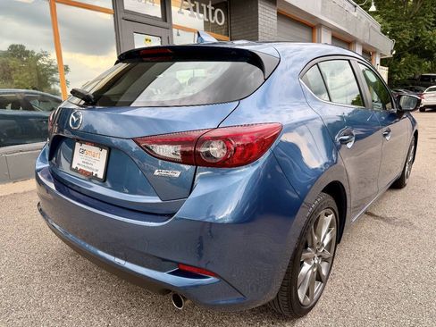 Used 2018 MAZDA MAZDA3 Touring FWD image 10