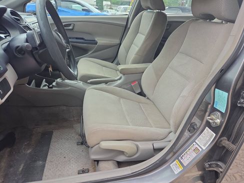 Used 2010 Honda Insight EX image 15