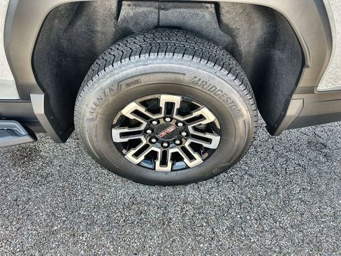 New 2026 GMC Sierra EV Elevation image 12