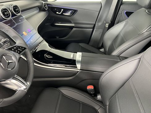 New 2026 Mercedes-Benz GLC 300 4MATIC image 4