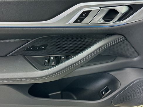 Used 2025 BMW i4 eDrive40 image 15