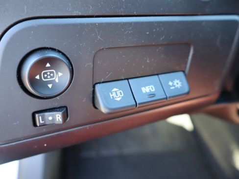 Used 2015 Chevrolet Corvette Stingray Coupe w/ 2LT Preferred Equipment Group image 17