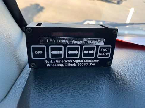 Used 2017 Ford E-350 and Econoline 350 Super Duty image 20