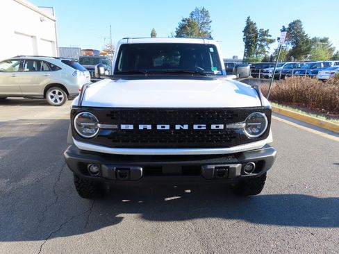 New 2025 Ford Bronco Big Bend w/ Black Diamond Package image 2