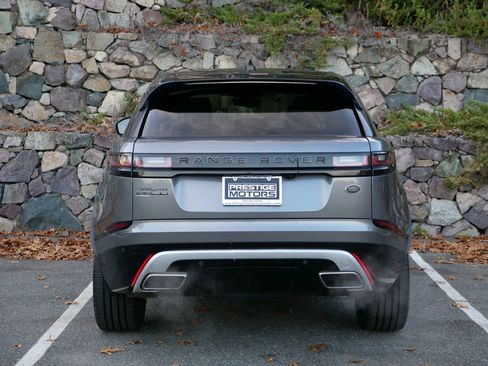 Used 2018 Land Rover Range Rover Velar R-Dynamic HSE image 8
