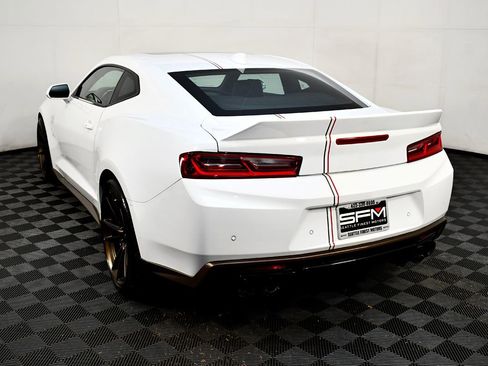 Used 2017 Chevrolet Camaro SS w/ LPO, Ground Effects Package image 10