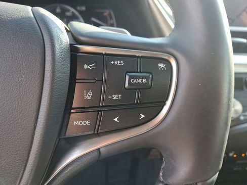 Used 2021 Lexus ES 350 w/ Premium Package image 24