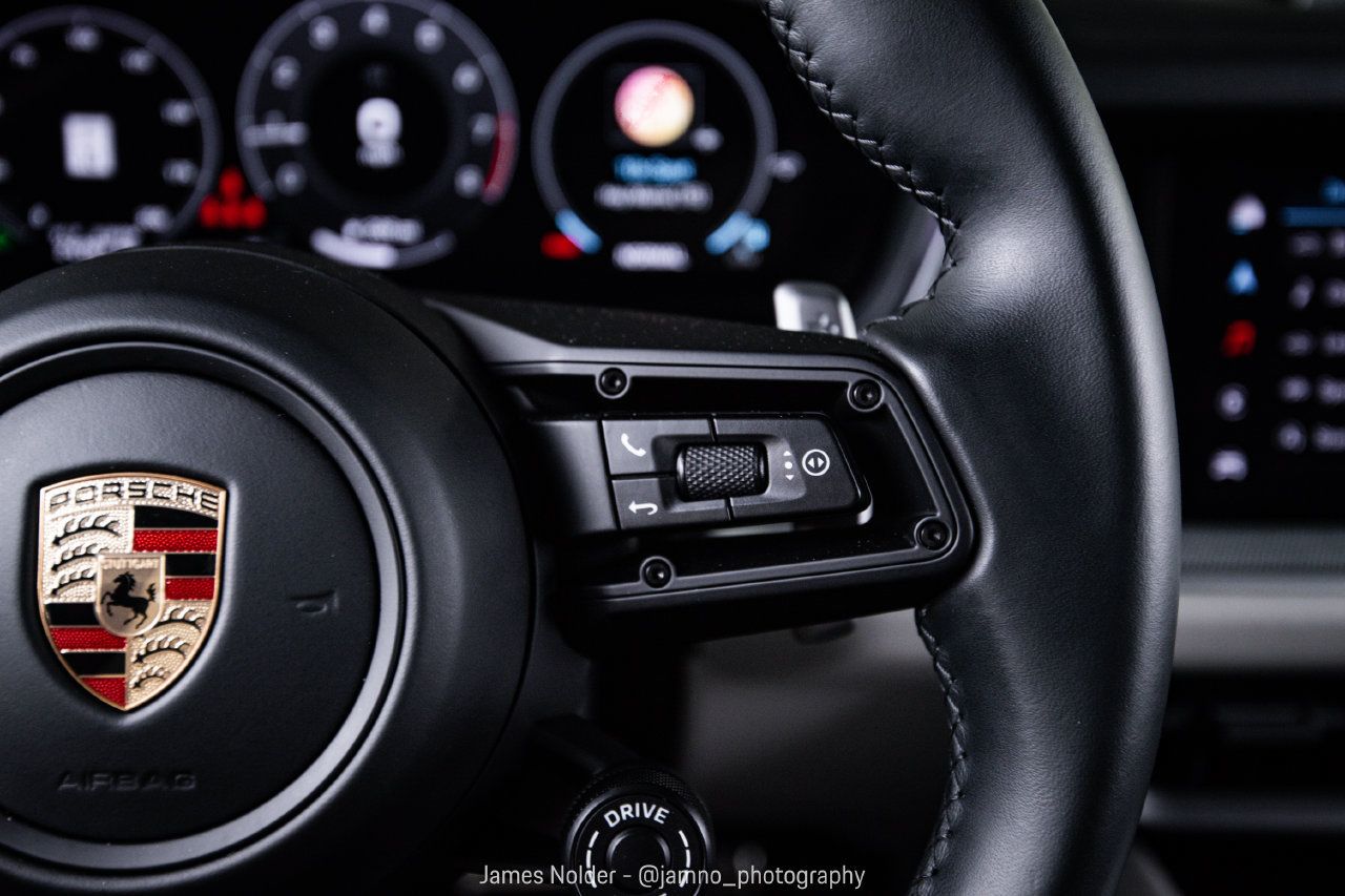 Certified 2024 Porsche Cayenne S AWD/4WD image 16