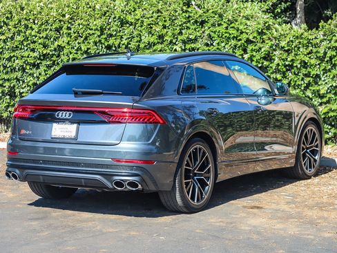 Used 2022 Audi SQ8 Prestige AWD/4WD image 6