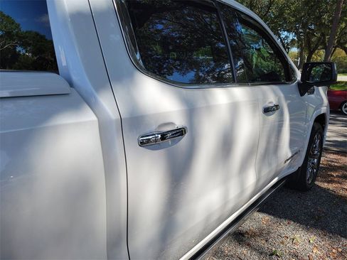 Certified 2023 GMC Sierra 1500 Denali Ultimate image 37