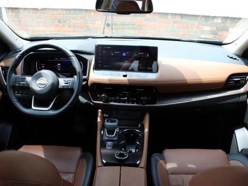 Used 2024 Nissan Rogue Platinum w/ Platinum Premium Package AWD/4WD image 42