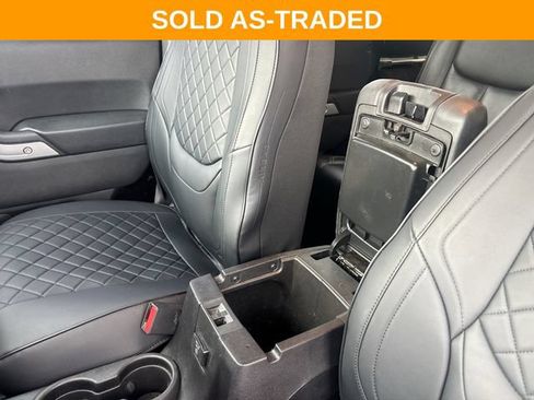 Used 2016 Jeep Wrangler Unlimited Sahara w/ Connectivity Group AWD/4WD image 19