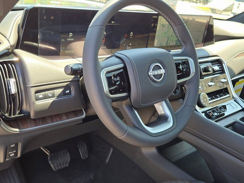 New 2025 Nissan Armada Platinum Reserve image 30