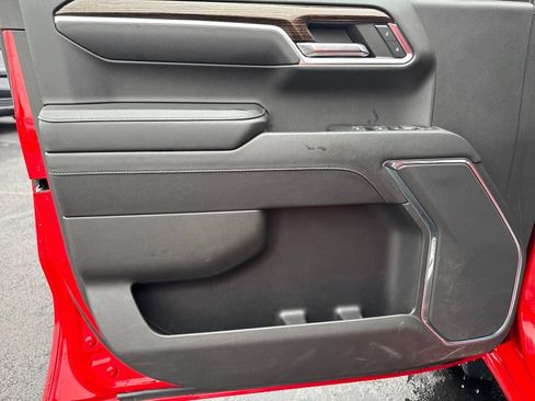 Used 2023 GMC Sierra 1500 Elevation w/ X31 Off-Road Package image 12