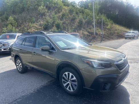 Used 2020 Subaru Outback Premium AWD/4WD image 9