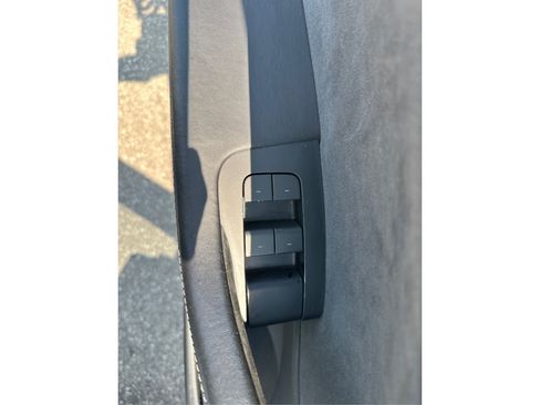 Used 2022 Tesla Model 3 Long Range AWD/4WD image 11