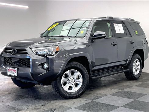 Used 2020 Toyota 4Runner SR5 Premium image 12