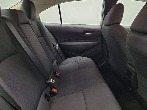 Used 2020 Toyota Corolla LE FWD image 19