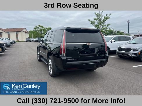 Used 2020 Cadillac Escalade Luxury AWD/4WD image 7