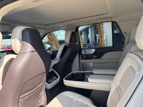 Used 2021 Lincoln Navigator Black Label w/ Cargo Convenience Package image 26