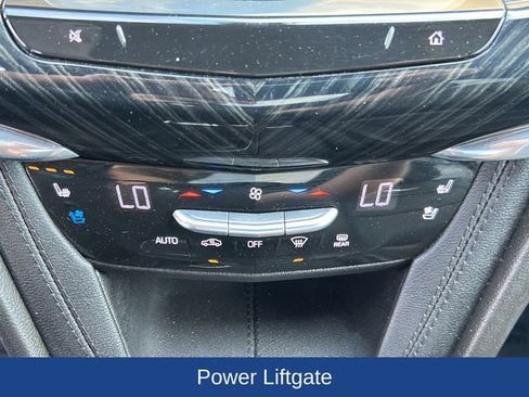 Used 2023 Cadillac XT6 Premium Luxury AWD/4WD image 14