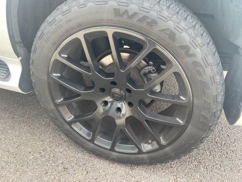 Used 2017 Lexus GX 460 image 20