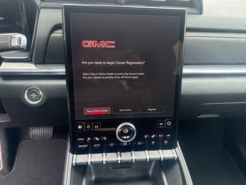 New 2027 GMC Terrain Elevation w/ Elevation Premium Package AWD/4WD image 17