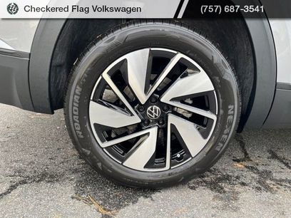 New 2026 Volkswagen Atlas SE