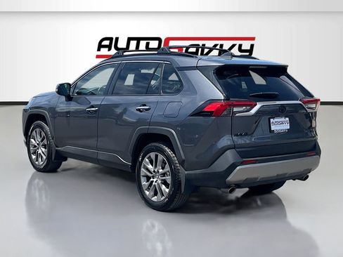 Used 2025 Toyota RAV4 Limited w/ Advanced Technology Package AWD/4WD image 5