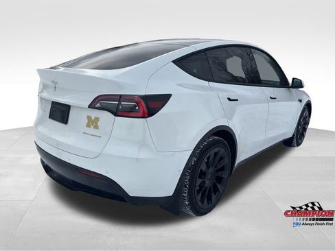 Used 2021 Tesla Model Y Long Range image 5
