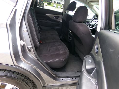 Used 2017 Nissan Murano S image 17
