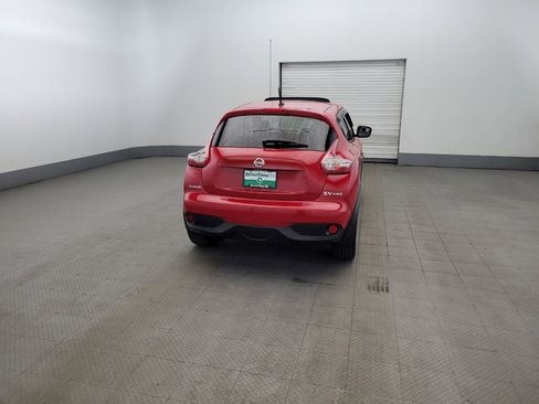 Used 2015 Nissan Juke SV w/ Cold Weather Package AWD/4WD image 7
