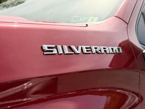Used 2021 Chevrolet Silverado 1500 Custom AWD/4WD image 8