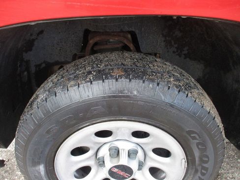 Used 2010 GMC Sierra 1500 W/T image 11