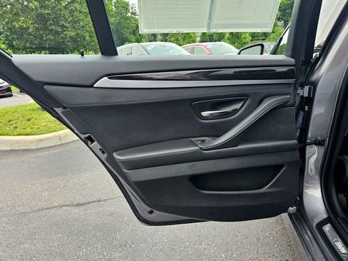 Used 2016 BMW 535i xDrive Sedan AWD/4WD image 27